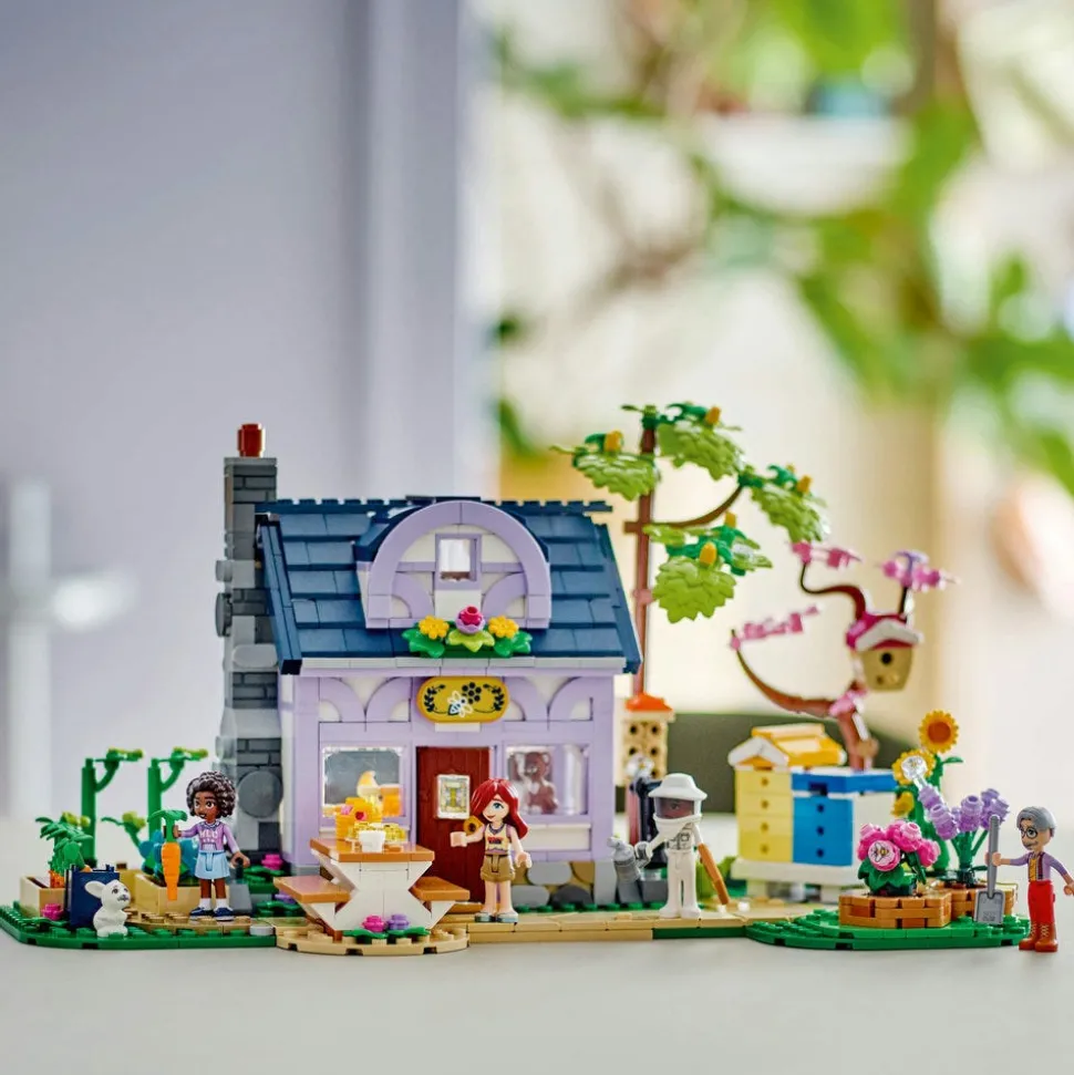 LEGO® Friends Beekeepers’ House and Flower Garden Set 42669