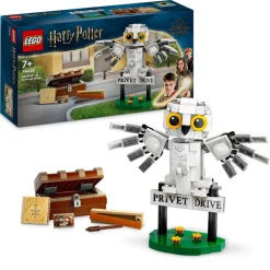 LEGO® Harry Potter™ Hedwig™ at 4 Privet Drive 76425