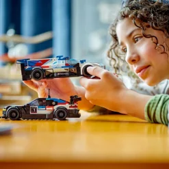 LEGO® Speed Champions BMW M4 GT3 & BMW M Hybrid V8 Race Cars 76922