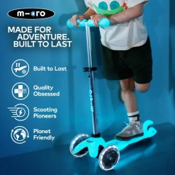 Mini Deluxe Glow Scooter With Led Wheels: Aqua